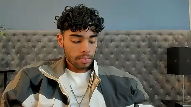 RaphaelDufort online show from November 2025 08:41:02 PM