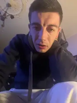 Snapshot of gb7572 chatting on September 2025 08:22:01 PM gb7572 online show from September 2025 08:22:01 PM