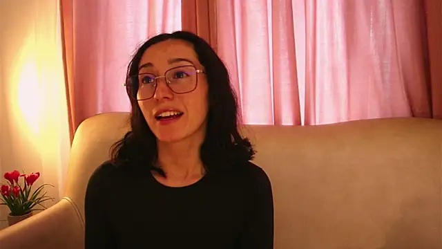Ginevra esposito online show from June 2026 04:35:01 PM