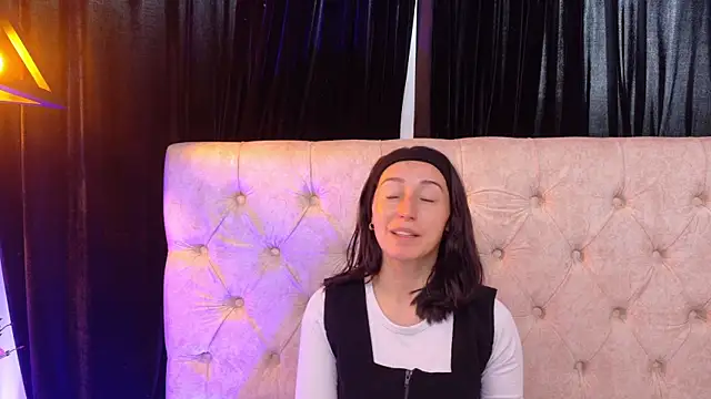 Snapshot of Ginevra_esposito chatting on July 2026 07:07:01 PM Ginevra esposito online show from July 2026 07:07:01 PM