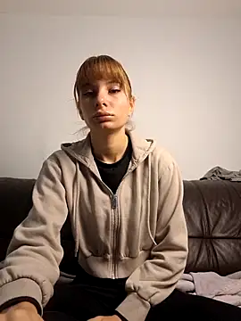 Snapshot of D4ddyslut chatting on December 2025 01:09:02 PM D4ddyslut online show from December 2025 01:09:02 PM