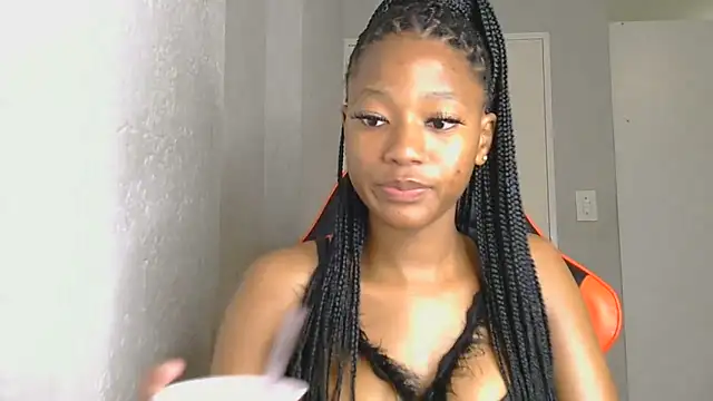 Snapshot of Ballenciaa chatting on October 2025 07:25:02 PM Ballenciaa online show from October 2025 07:25:02 PM