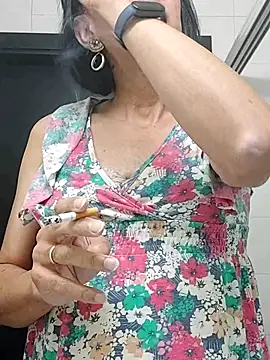 Emily de Carla online show from November 2025 03:45:01 PM