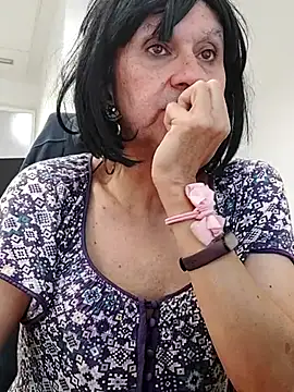 Snapshot of Emily_de_Carla chatting on July 2026 02:10:01 PM Emily de Carla online show from July 2026 02:10:01 PM