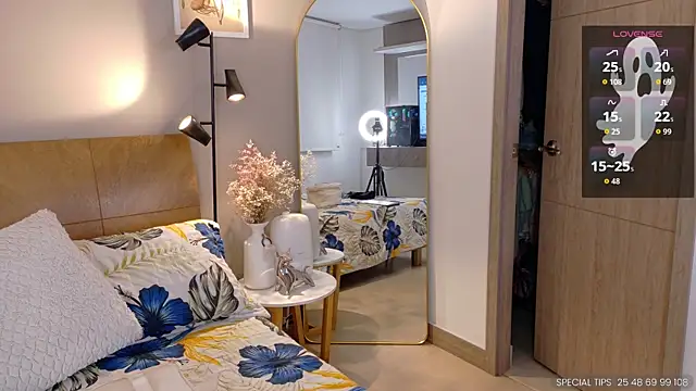 sarah rayy online show from October 2025 10:21:02 PM