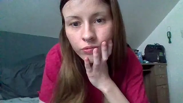 Snapshot of sarah2007 chatting on November 2025 06:19:02 PM sarah2007 online show from November 2025 06:19:02 PM