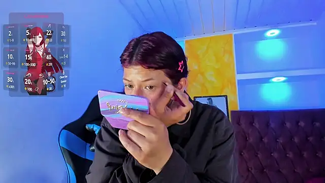 Snapshot of Raven_Rouge_ chatting on November 2025 05:07:01 AM Raven Rouge online show from November 2025 05:07:01 AM