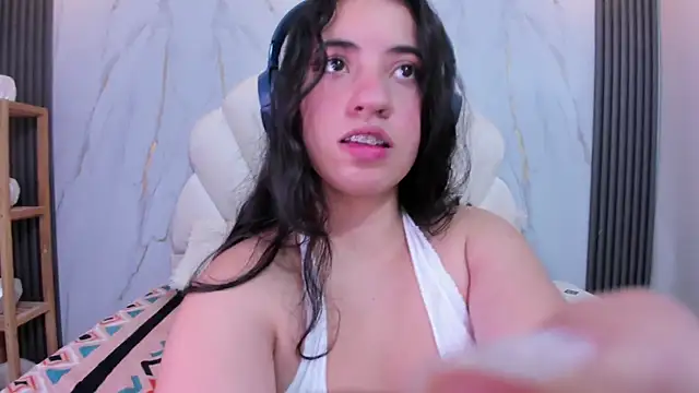 Snapshot of Nicol_Chang chatting on October 2025 07:48:01 PM Nicol Chang online show from October 2025 07:48:01 PM