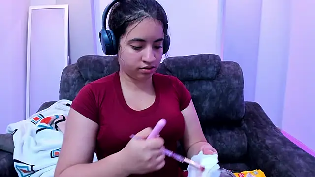 Snapshot of Nicol_Chang chatting on November 2025 07:54:01 PM Nicol Chang online show from November 2025 07:54:01 PM