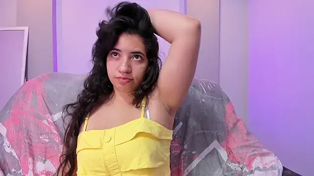 Snapshot of Nicol_Chang chatting on November 2025 08:01:01 PM Nicol Chang online show from November 2025 08:01:01 PM