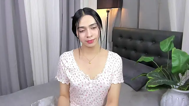 joyfulmartinaa online show from May 2026 04:57:01 PM