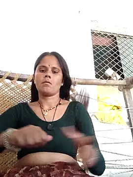 Snapshot of Hot-ilaiy chatting on September 2025 05:32:01 AM Hot-ilaiy online show from September 2025 05:32:01 AM