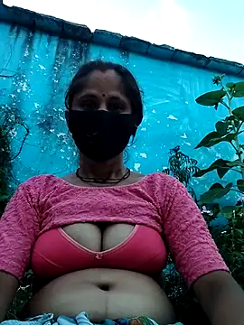 Snapshot of Hot-ilaiy chatting on October 2025 12:14:02 PM Hot-ilaiy online show from October 2025 12:14:02 PM