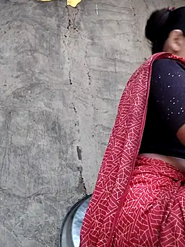 Snapshot of Hot-ilaiy chatting on October 2025 02:00:01 AM Hot-ilaiy online show from October 2025 02:00:01 AM