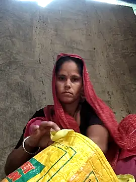 Snapshot of Hot-ilaiy chatting on October 2025 01:44:01 AM Hot-ilaiy online show from October 2025 01:44:01 AM