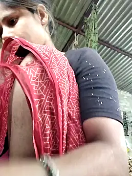 Snapshot of Hot-ilaiy chatting on October 2025 03:32:02 AM Hot-ilaiy online show from October 2025 03:32:02 AM