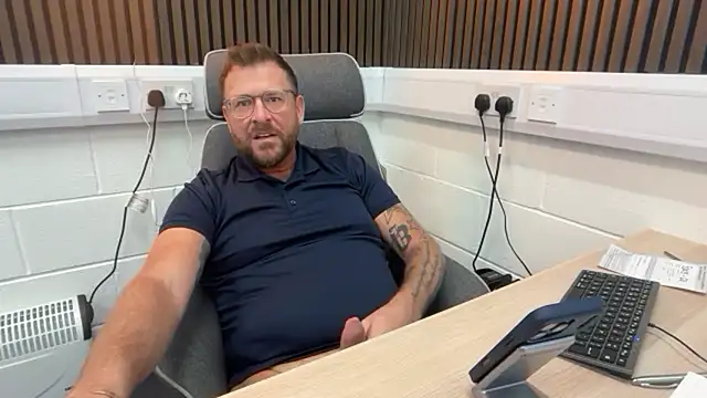 bilf1978 online show from March 2026 07:14:02 AM