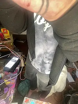 Snapshot of XanderOzzz chatting on February 2026 08:48:02 PM XanderOzzz online show from February 2026 08:48:02 PM