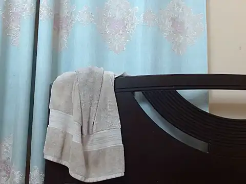 Snapshot of smallcuute chatting on September 2025 09:49:02 PM smallcuute online show from September 2025 09:49:02 PM