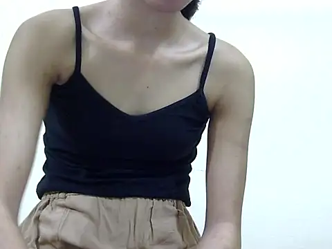 Snapshot of smallcuute chatting on November 2025 10:47:01 AM smallcuute online show from November 2025 10:47:01 AM