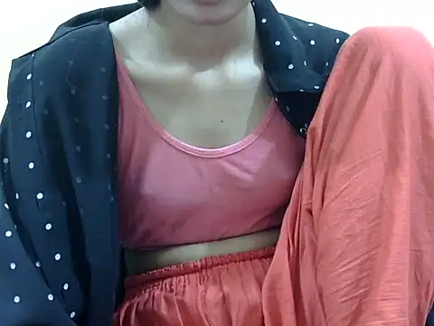 Snapshot of smallcuute chatting on November 2025 10:29:01 AM smallcuute online show from November 2025 10:29:01 AM