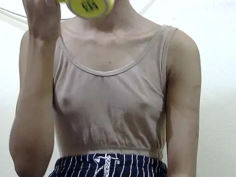 Snapshot of smallcuute chatting on December 2025 08:57:01 PM smallcuute online show from December 2025 08:57:01 PM