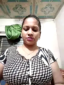 Snapshot of Payel_50 chatting on July 2026 02:47:02 PM Payel 50 online show from July 2026 02:47:02 PM
