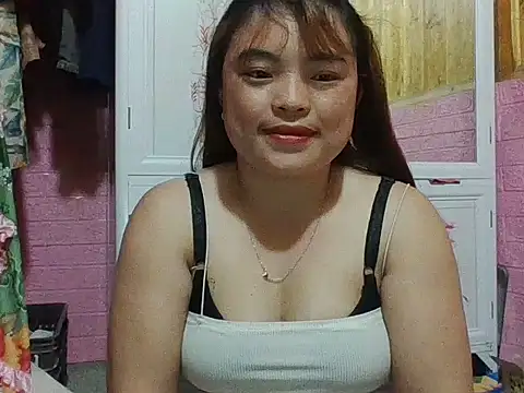 Snapshot of Loc_al chatting on February 2026 05:37:02 AM Loc al online show from February 2026 05:37:02 AM