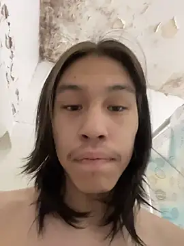 heytherepeoples717 online show from December 2025 12:54:01 PM