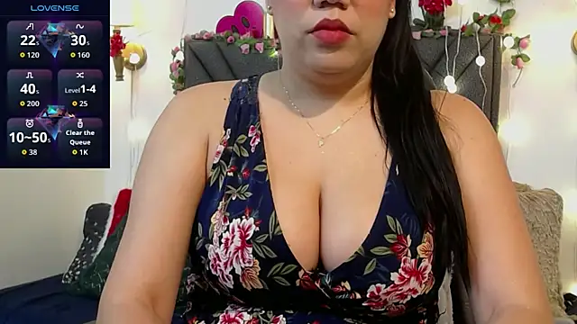 Snapshot of IndraKaur_ chatting on June 2026 12:06:01 PM IndraKaur online show from June 2026 12:06:01 PM