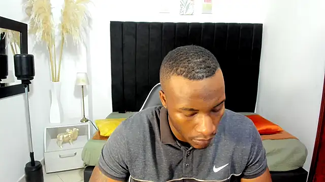 chrstian lewis1 online show from November 2025 11:31:02 AM