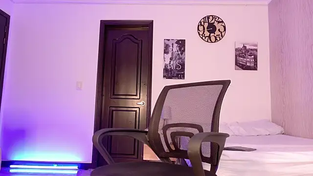 Snapshot of JothaFit chatting on October 2025 01:08:02 PM JothaFit online show from October 2025 01:08:02 PM