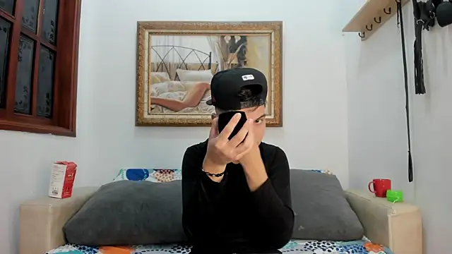 Felipe Cold online show from December 2025 01:59:02 AM