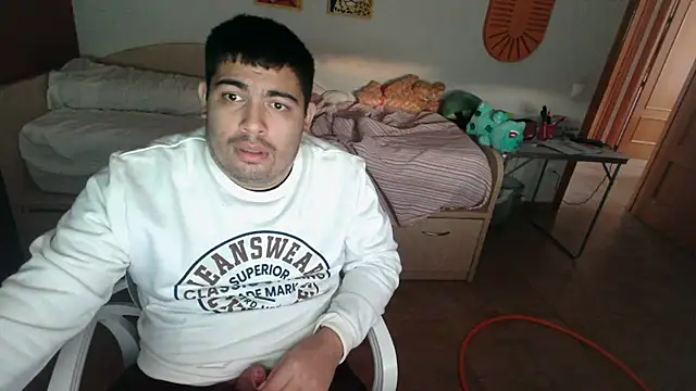 Martigato3 online show from October 2025 04:42:01 PM