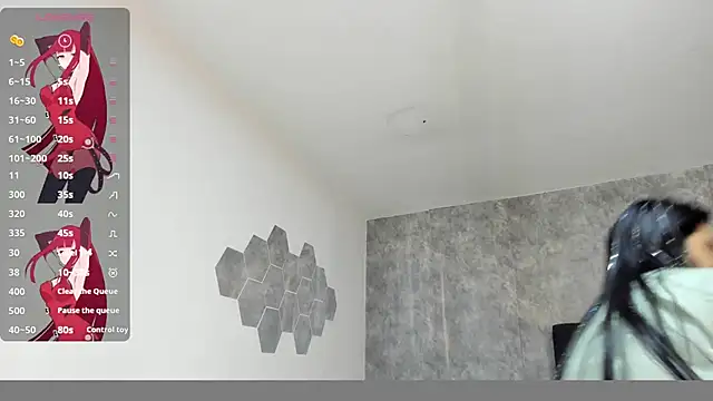 crystaldarliing online show from March 2026 05:54:01 PM