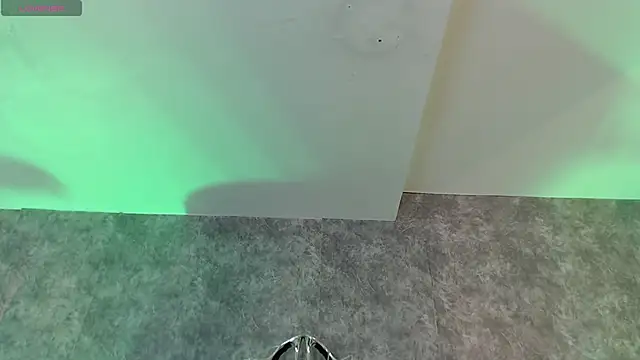 crystaldarliing online show from March 2026 05:49:01 PM