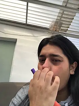 crystaldarliing online show from June 2026 02:30:02 PM