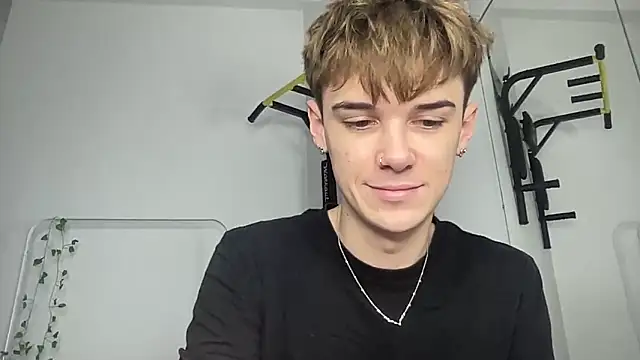 Milk Guy online show from December 2025 01:41:02 PM