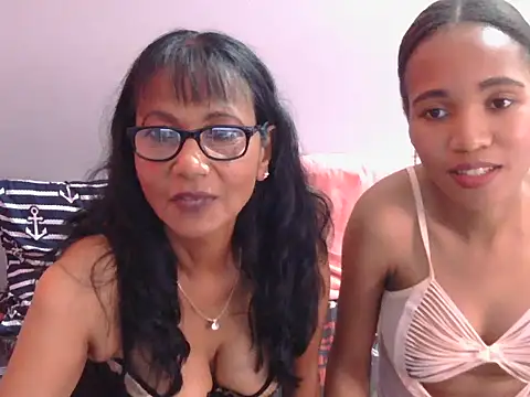 Snapshot of indian_sherryxo chatting on October 2025 09:10:02 AM indian sherryxo online show from October 2025 09:10:02 AM