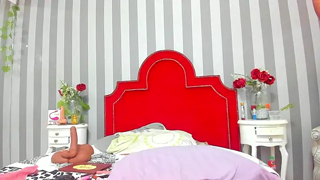 Salomee hernandez online show from December 2025 12:43:02 PM