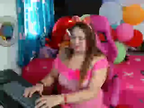 rous-kinky online show from September 2025 01:13:01 PM