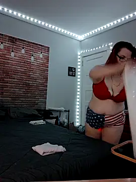 queenpeaches121 online show from October 2025 10:37:02 AM