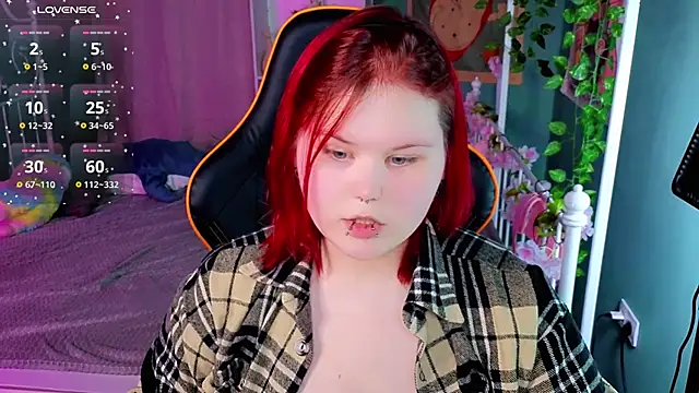 fillisfox  online show from November 2025 04:51:02 PM