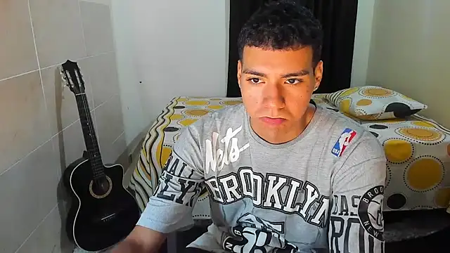 Snapshot of TeamPorn_19 chatting on September 2025 06:02:02 AM TeamPorn 19 online show from September 2025 06:02:02 AM