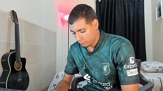 Snapshot of TeamPorn_19 chatting on October 2025 07:14:02 PM TeamPorn 19 online show from October 2025 07:14:02 PM