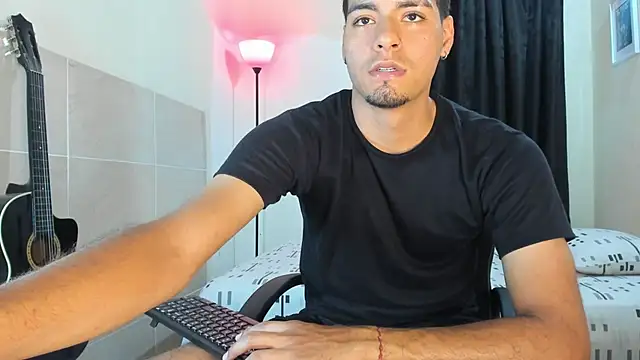 Snapshot of TeamPorn_19 chatting on October 2025 07:12:01 PM TeamPorn 19 online show from October 2025 07:12:01 PM