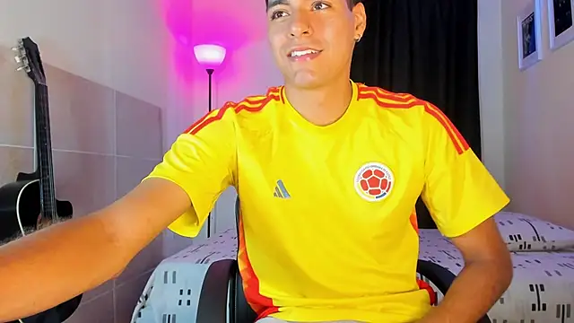 Snapshot of TeamPorn_19 chatting on October 2025 03:25:01 AM TeamPorn 19 online show from October 2025 03:25:01 AM