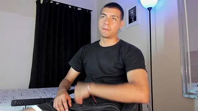 Snapshot of TeamPorn_19 chatting on November 2025 02:45:02 AM TeamPorn 19 online show from November 2025 02:45:02 AM