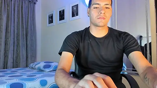 Snapshot of TeamPorn_19 chatting on November 2025 01:49:01 AM TeamPorn 19 online show from November 2025 01:49:01 AM