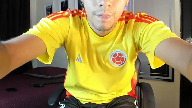 Snapshot of TeamPorn_19 chatting on December 2025 08:14:02 PM TeamPorn 19 online show from December 2025 08:14:02 PM